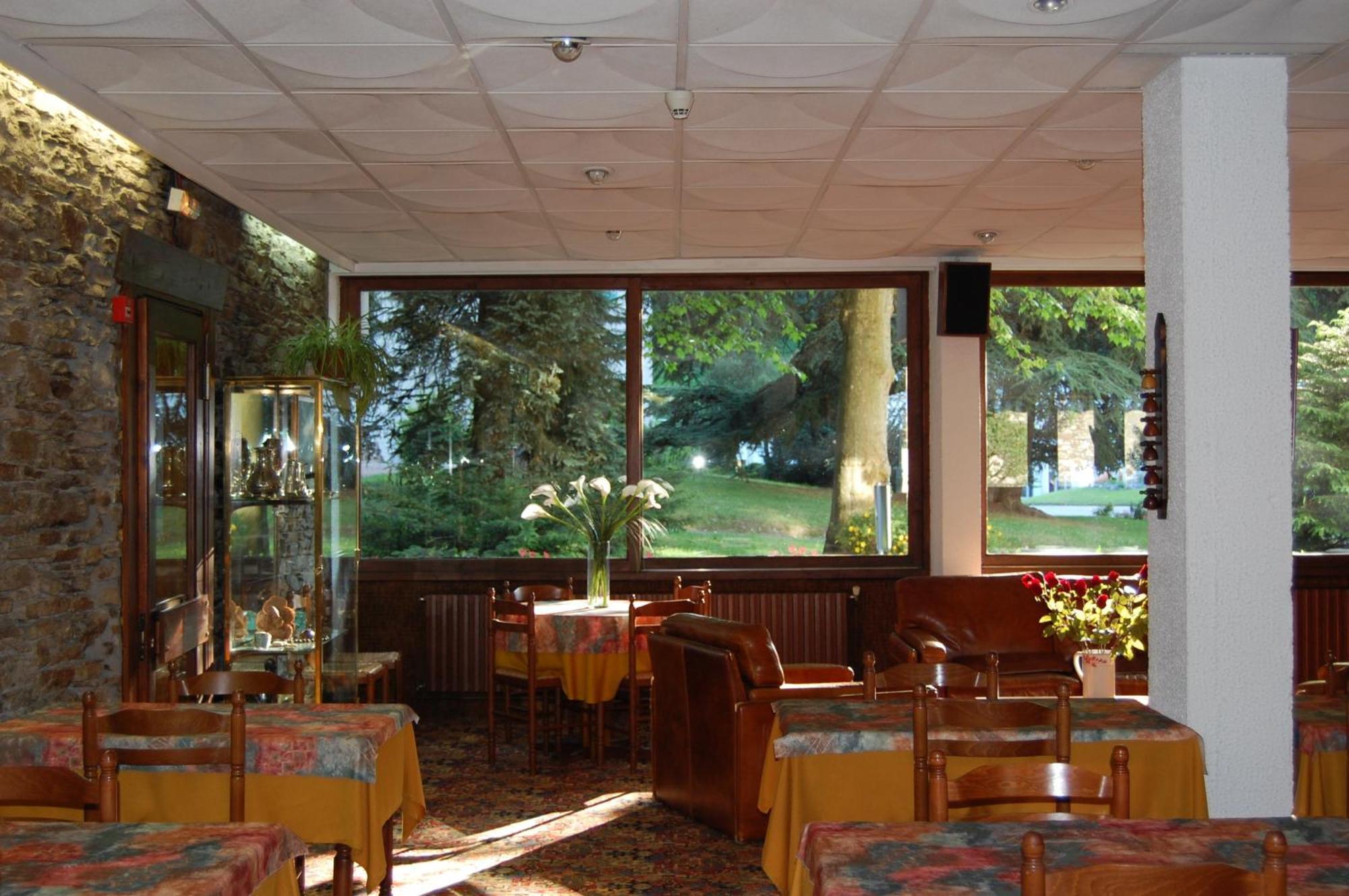 Hotel De Paris Bagneres-de-Luchon Ngoại thất bức ảnh
